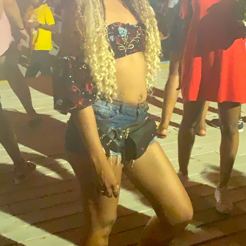 Shirt crop top